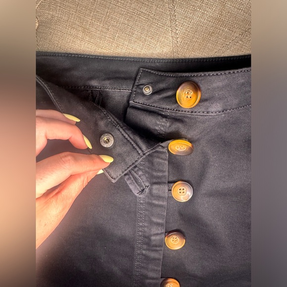 Little Daisies Black Button-Front Mini Skirt - Picture 5 of 7